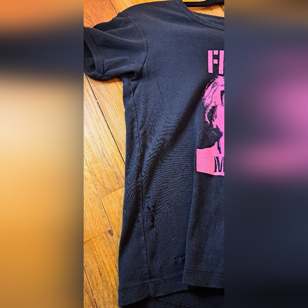 Rare Vintage Free Martha Black T-Shirt with Pink Graphic. Classic Girl - Picture 5 of 16